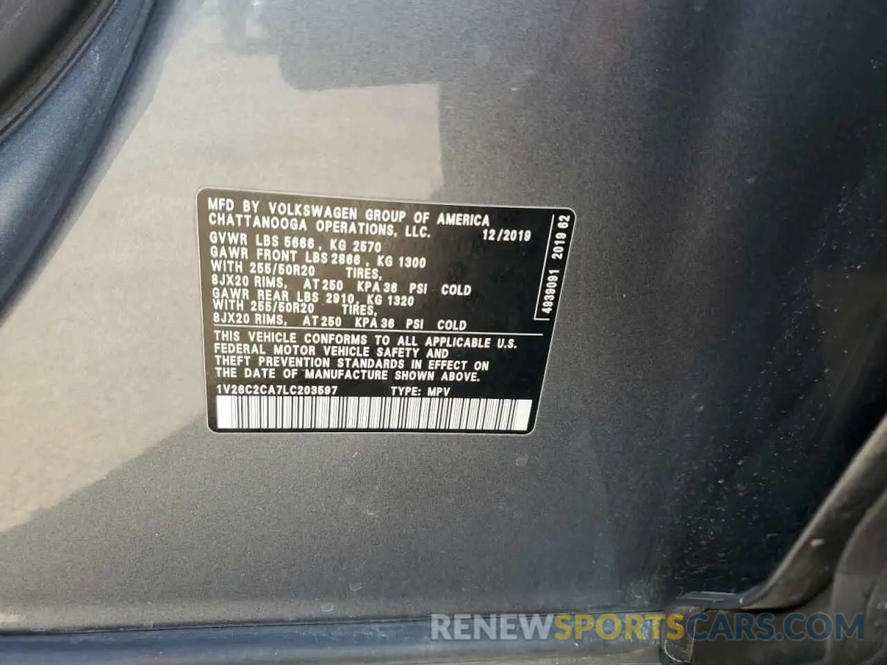 13 Photograph of a damaged car 1V26C2CA7LC203597 VOLKSWAGEN ATLAS 2020