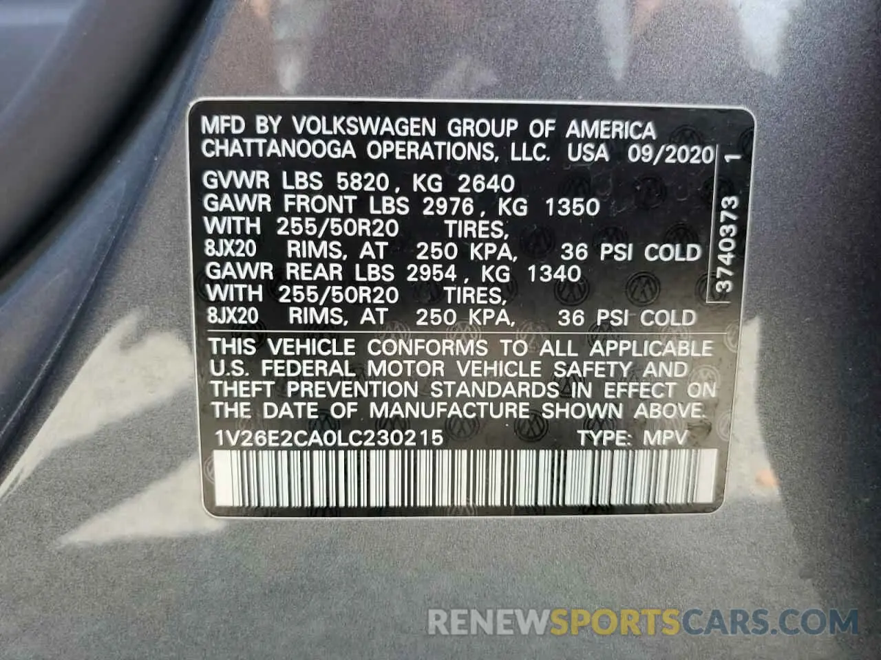 13 Photograph of a damaged car 1V26E2CA0LC230215 VOLKSWAGEN ATLAS 2020
