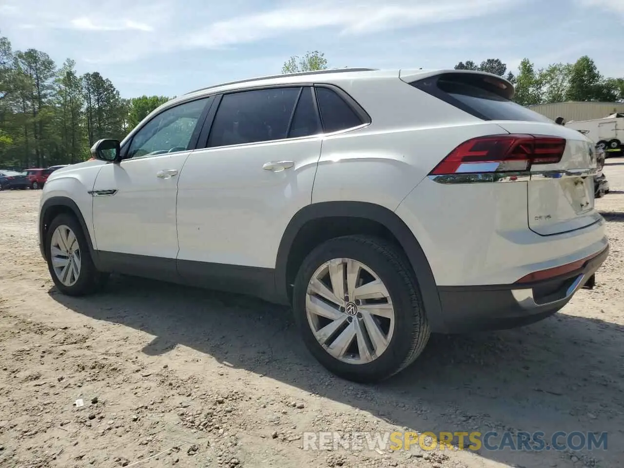 2 Photograph of a damaged car 1V26E2CA6LC212575 VOLKSWAGEN ATLAS 2020