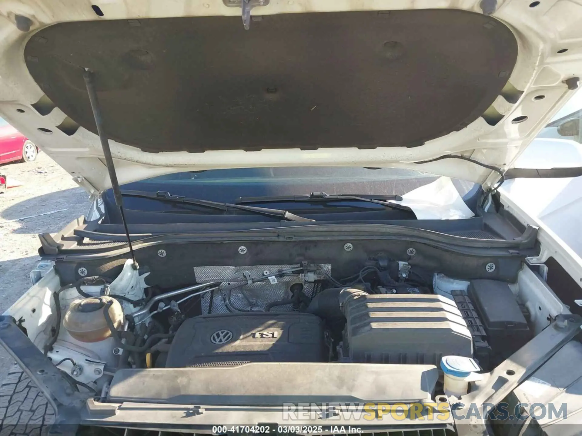 10 Photograph of a damaged car 1V2AP2CA4LC501538 VOLKSWAGEN ATLAS 2020
