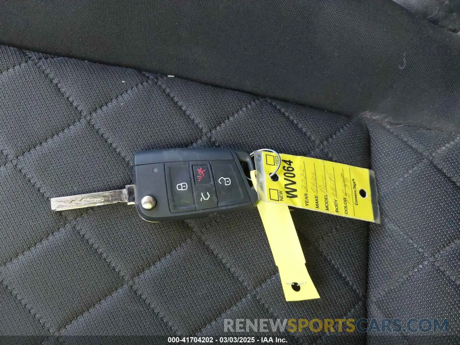 11 Photograph of a damaged car 1V2AP2CA4LC501538 VOLKSWAGEN ATLAS 2020