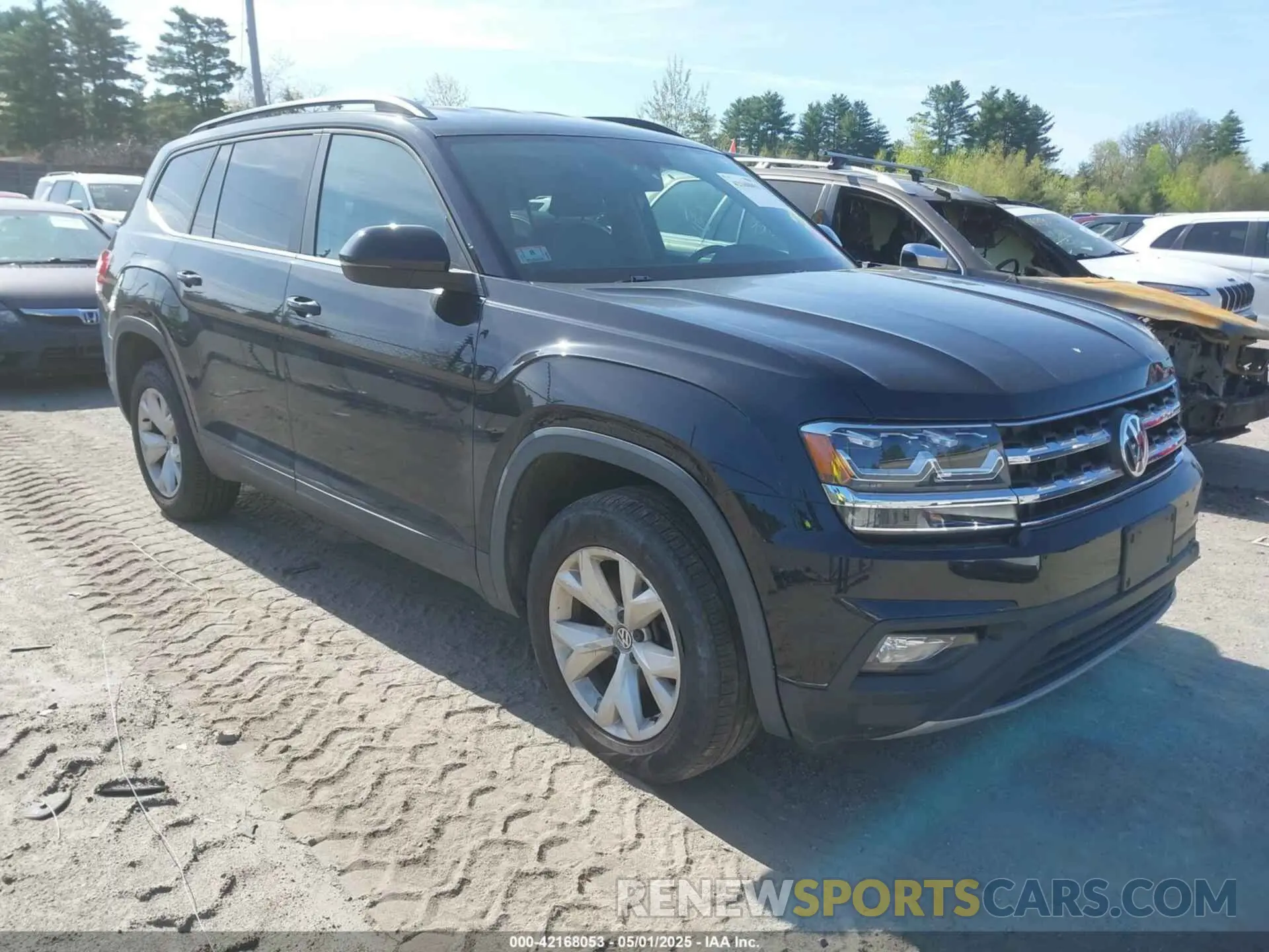 1 Photograph of a damaged car 1V2DP2CAXLC500309 VOLKSWAGEN ATLAS 2020