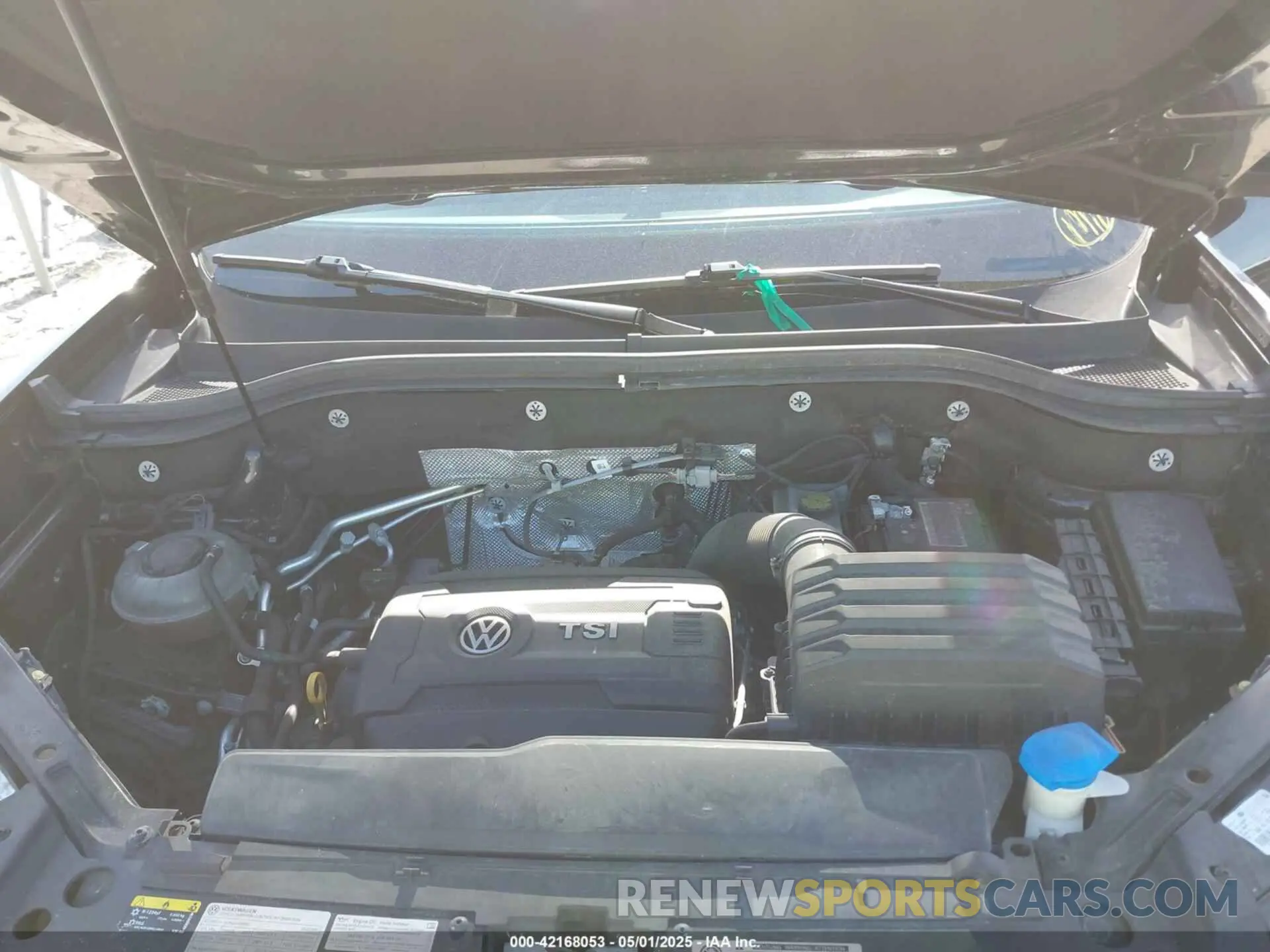 10 Photograph of a damaged car 1V2DP2CAXLC500309 VOLKSWAGEN ATLAS 2020