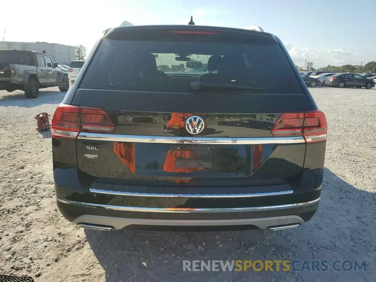 6 Photograph of a damaged car 1V2EP2CA9LC501522 VOLKSWAGEN ATLAS 2020