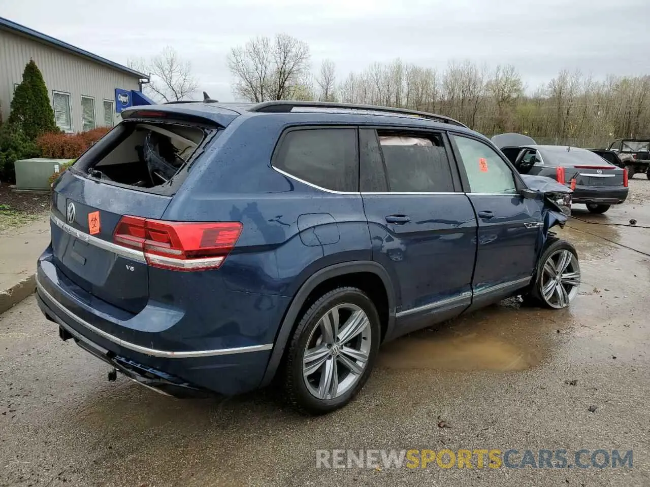 3 Photograph of a damaged car 1V2FR2CA7LC504160 VOLKSWAGEN ATLAS 2020