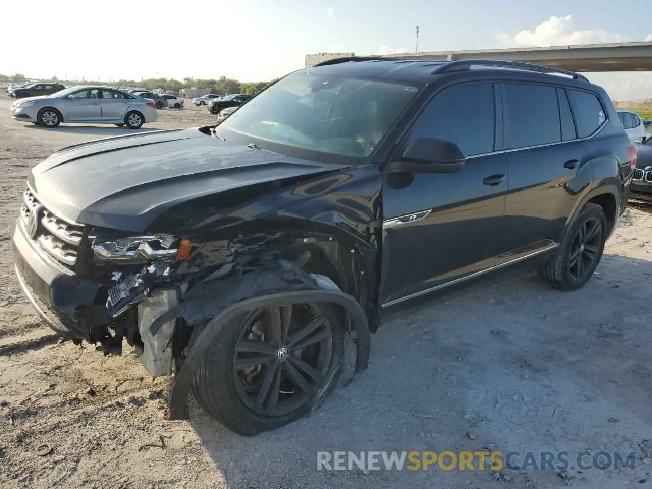1 Photograph of a damaged car 1V2FR2CA7LC505129 VOLKSWAGEN ATLAS 2020