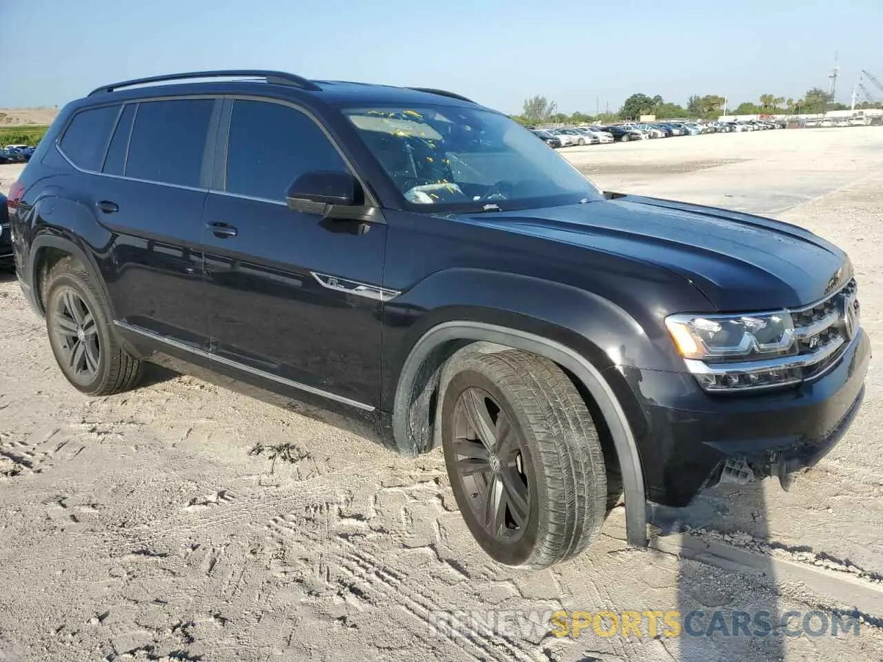 4 Photograph of a damaged car 1V2FR2CA7LC505129 VOLKSWAGEN ATLAS 2020