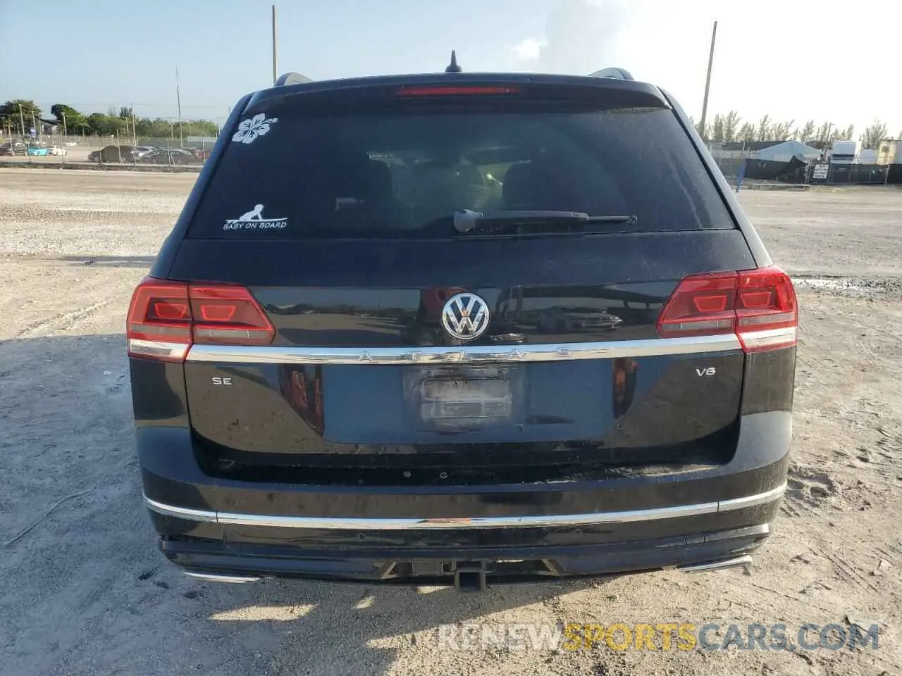 6 Photograph of a damaged car 1V2FR2CA7LC505129 VOLKSWAGEN ATLAS 2020
