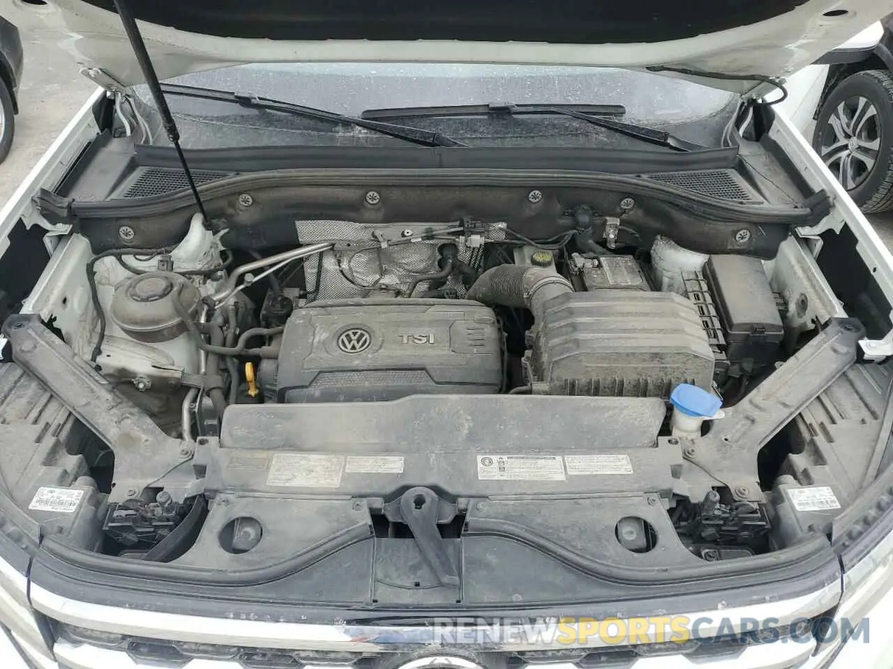 12 Photograph of a damaged car 1V2GC2CA4LC203190 VOLKSWAGEN ATLAS 2020