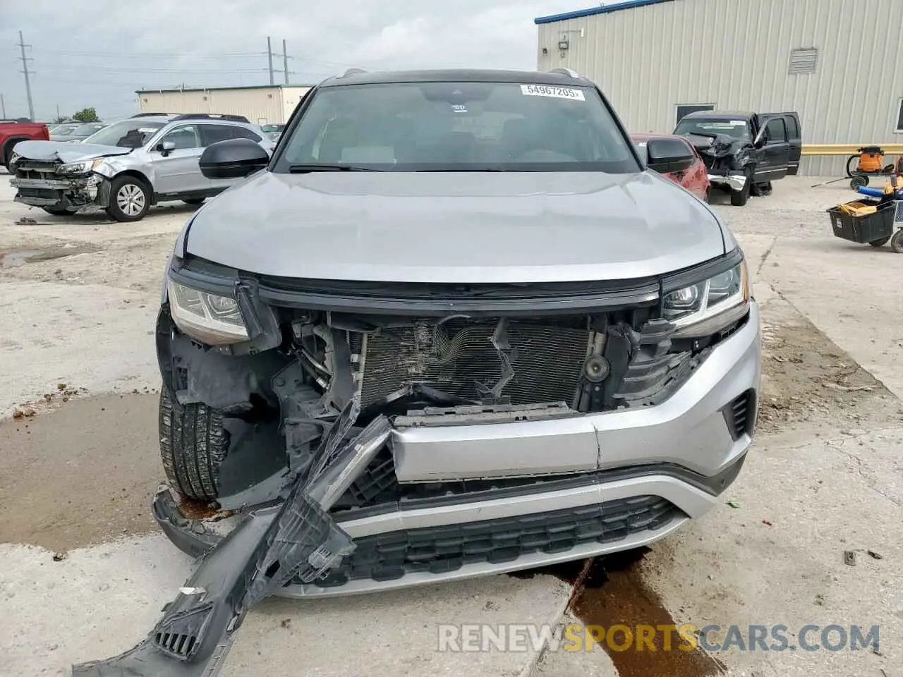5 Photograph of a damaged car 1V2ME2CA7LC215380 VOLKSWAGEN ATLAS 2020