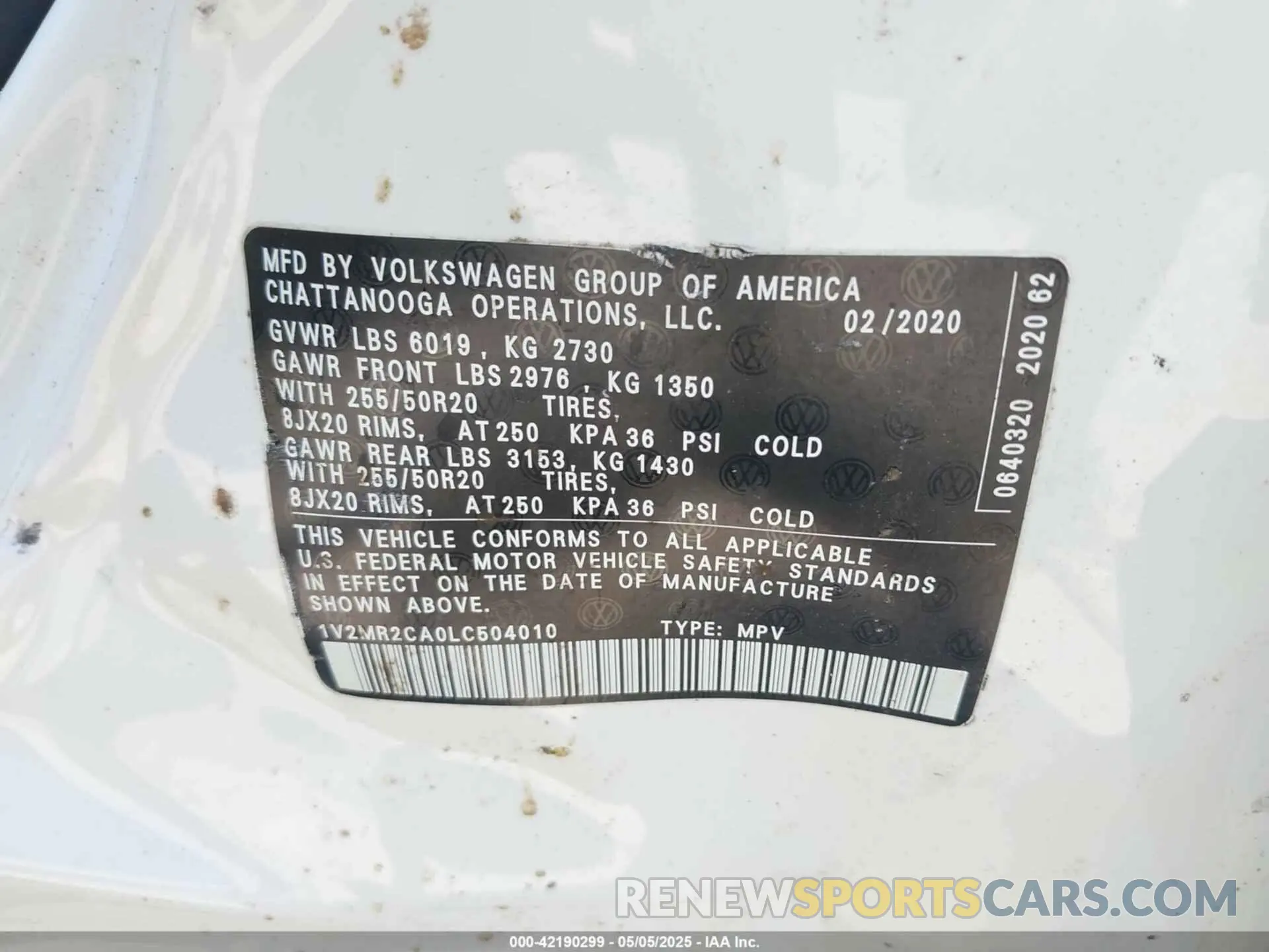9 Photograph of a damaged car 1V2MR2CA0LC504010 VOLKSWAGEN ATLAS 2020