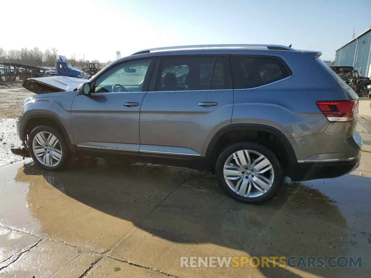 2 Photograph of a damaged car 1V2MR2CA4LC504561 VOLKSWAGEN ATLAS 2020