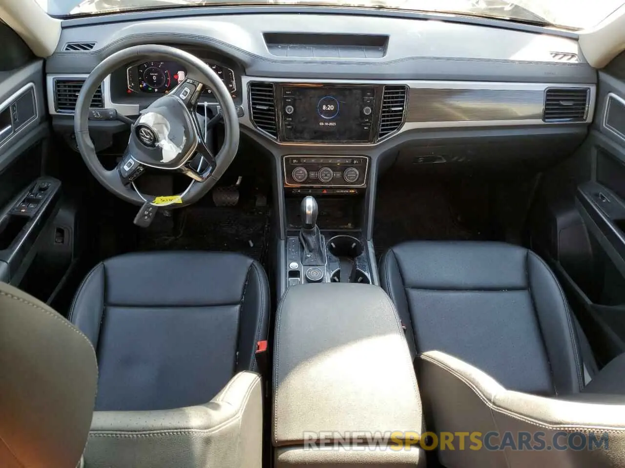 8 Photograph of a damaged car 1V2MR2CA4LC504561 VOLKSWAGEN ATLAS 2020