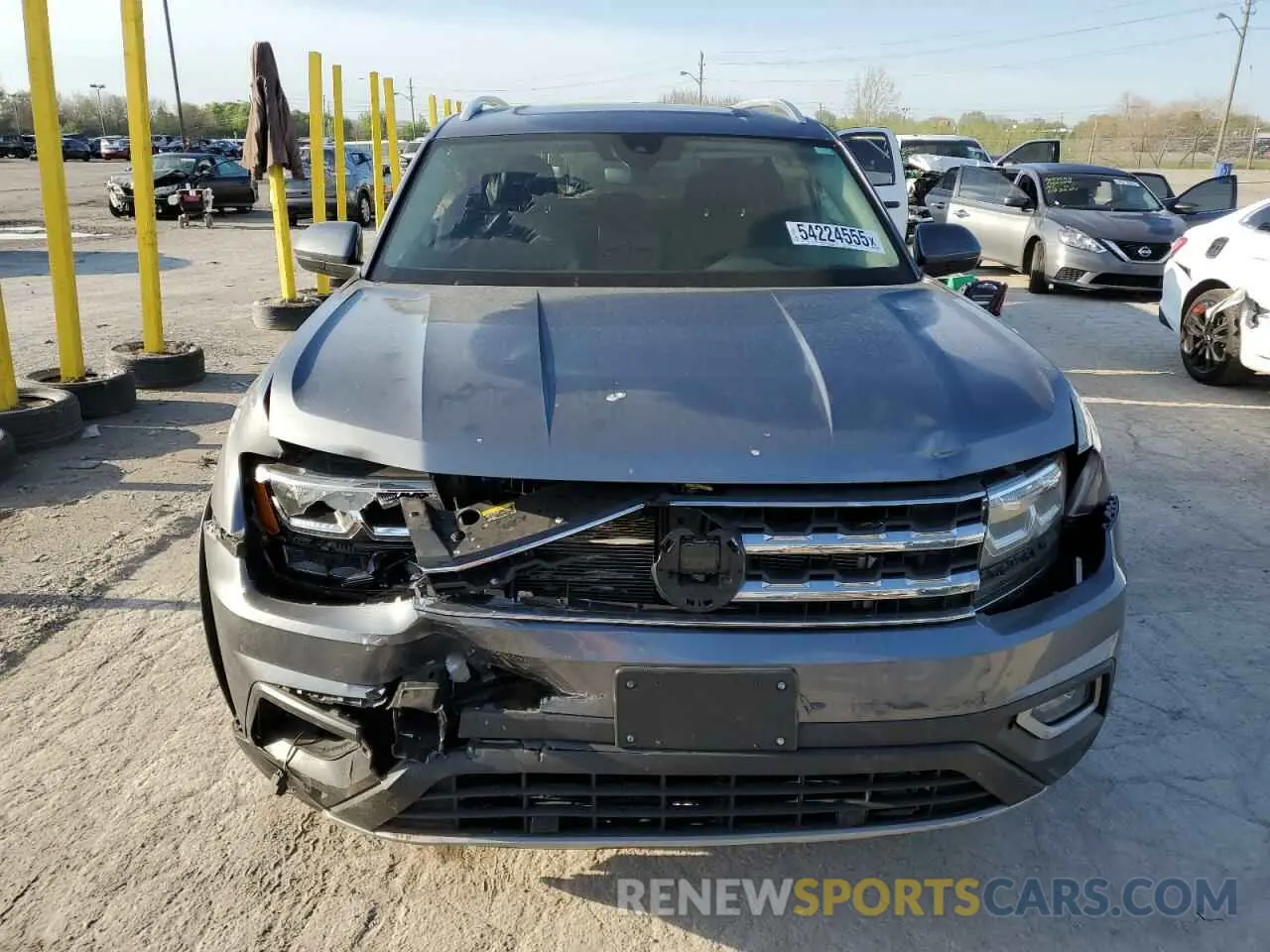 5 Photograph of a damaged car 1V2MR2CA6LC505095 VOLKSWAGEN ATLAS 2020