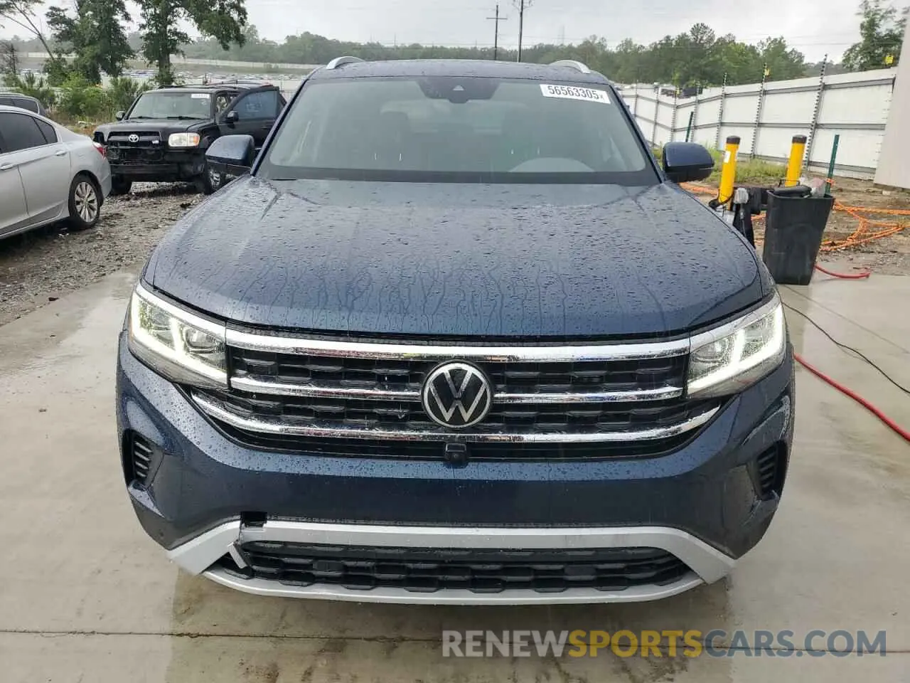 5 Photograph of a damaged car 1V2NE2CA1LC215797 VOLKSWAGEN ATLAS 2020