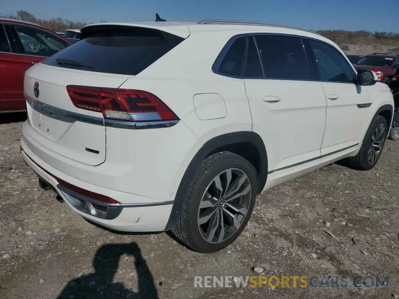 3 Photograph of a damaged car 1V2TE2CA2LC227786 VOLKSWAGEN ATLAS 2020
