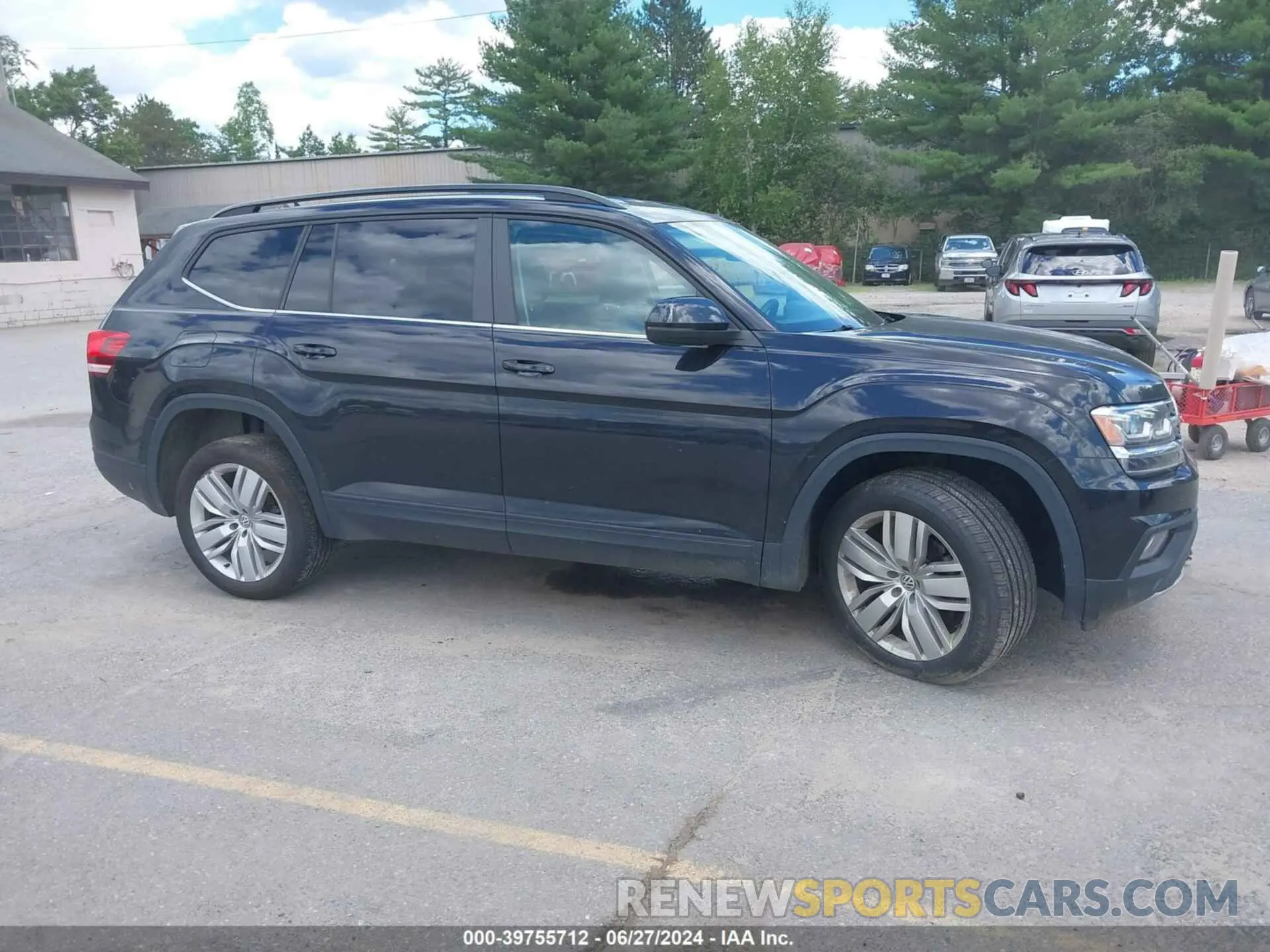 1 Photograph of a damaged car 1V2UR2CA7LC504330 VOLKSWAGEN ATLAS 2020