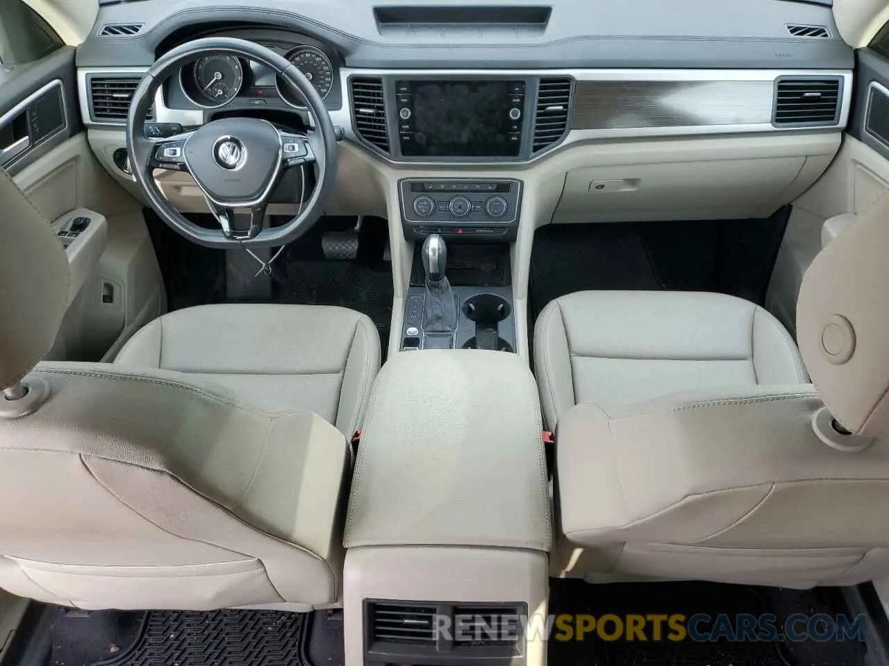 8 Photograph of a damaged car 1V2WP2CA4LC500900 VOLKSWAGEN ATLAS 2020