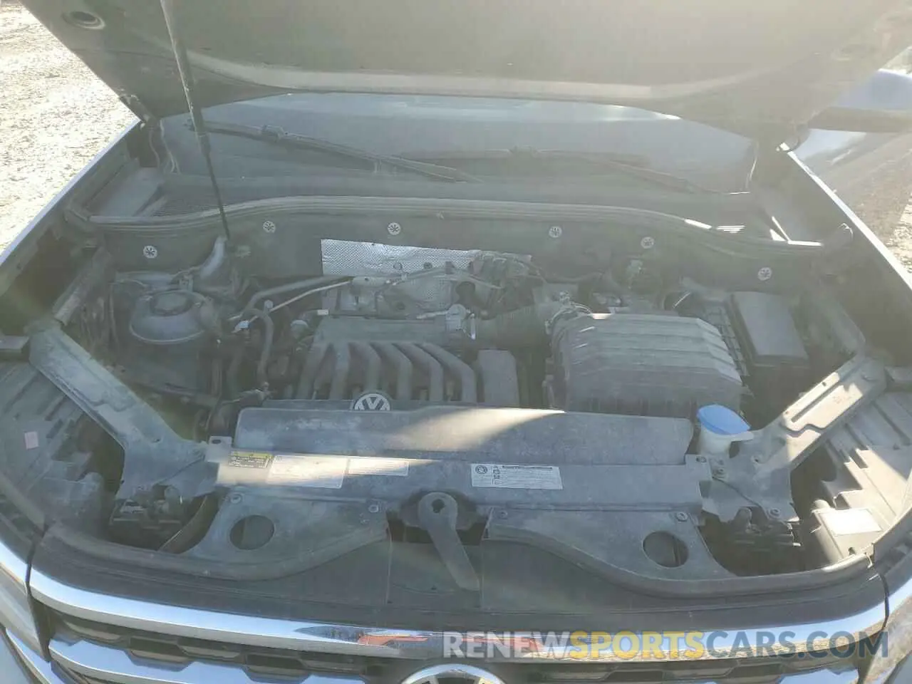 13 Photograph of a damaged car 1V2YE2CA7LC226509 VOLKSWAGEN ATLAS 2020