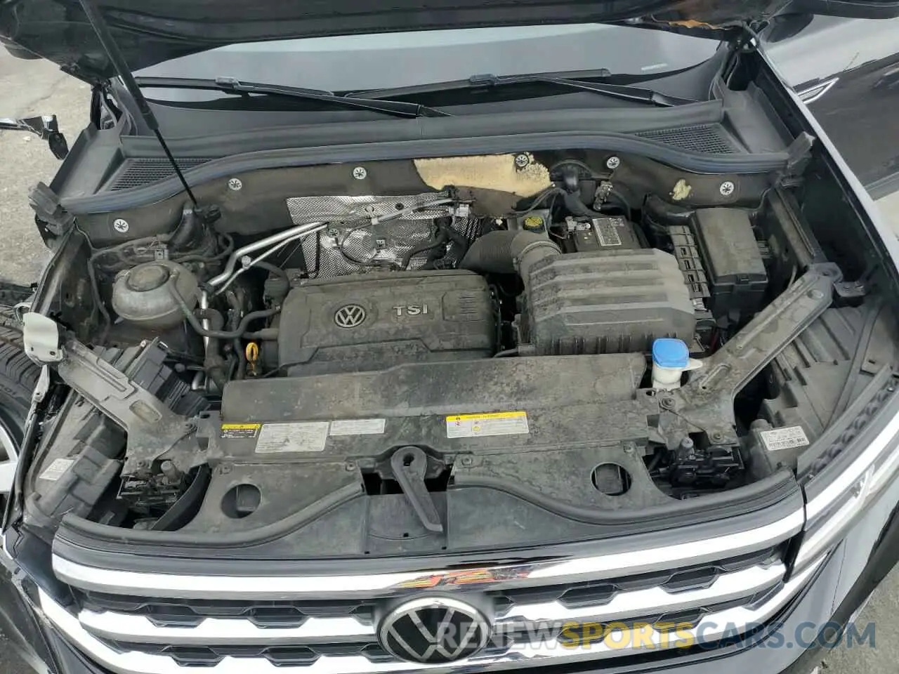 12 Photograph of a damaged car 1V2AC2CA5MC239087 VOLKSWAGEN ATLAS 2021
