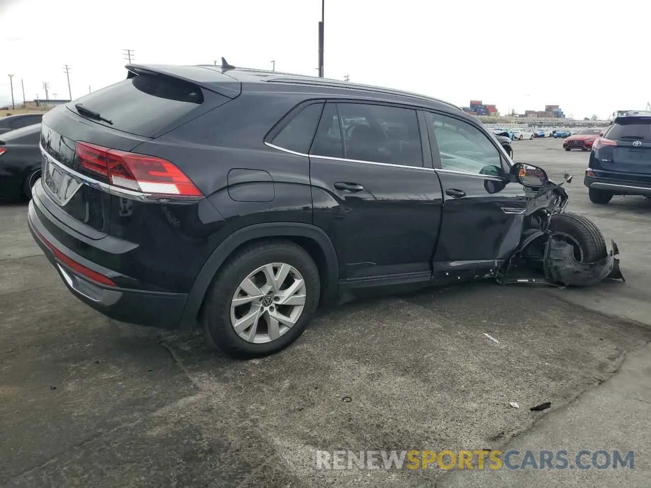 3 Photograph of a damaged car 1V2AC2CA5MC239087 VOLKSWAGEN ATLAS 2021