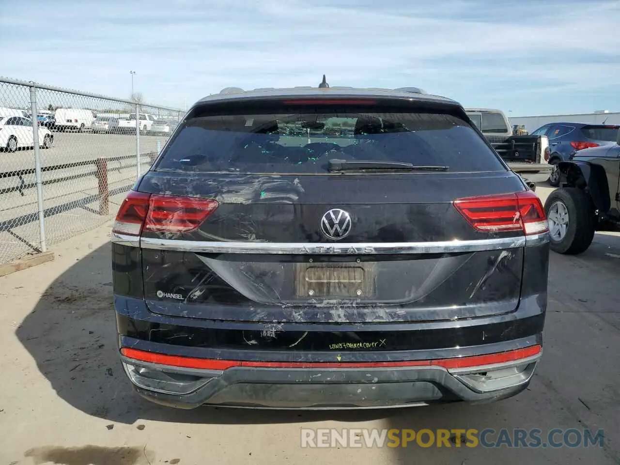 6 Photograph of a damaged car 1V2AC2CA6MC210262 VOLKSWAGEN ATLAS 2021