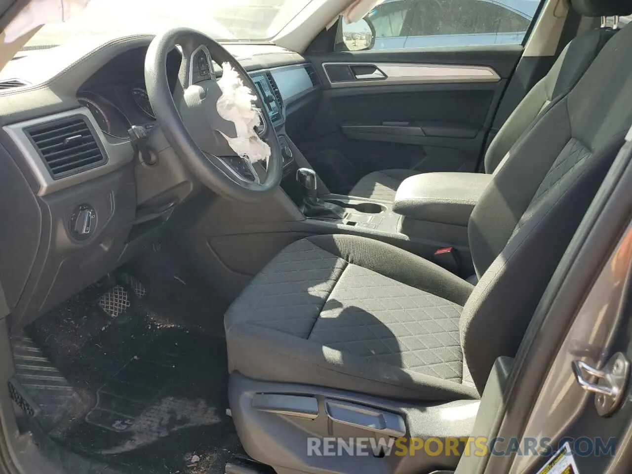7 Photograph of a damaged car 1V2AP2CA4MC501931 VOLKSWAGEN ATLAS 2021