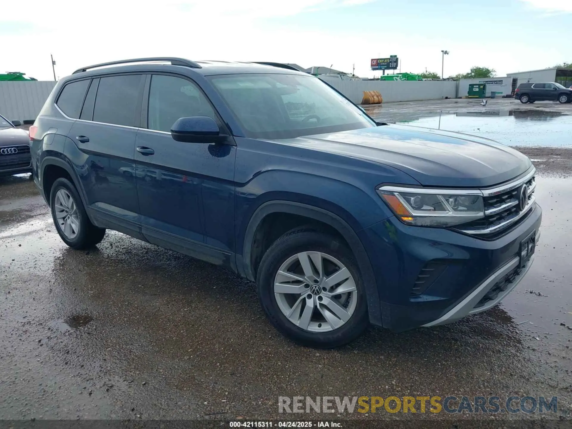 1 Photograph of a damaged car 1V2AP2CA4MC562633 VOLKSWAGEN ATLAS 2021