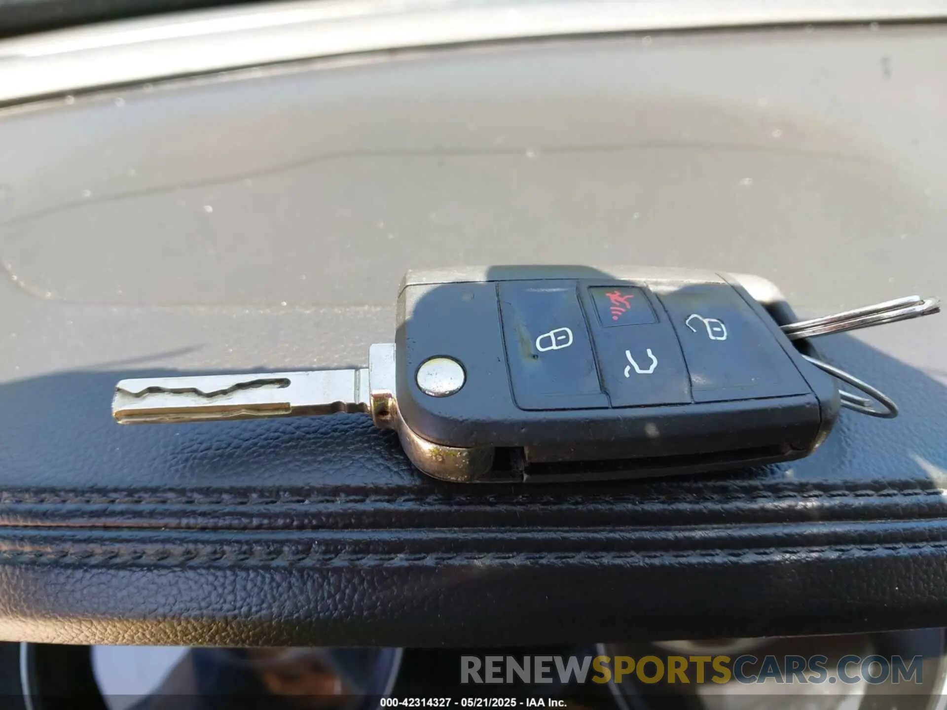 11 Photograph of a damaged car 1V2AP2CA6MC522456 VOLKSWAGEN ATLAS 2021
