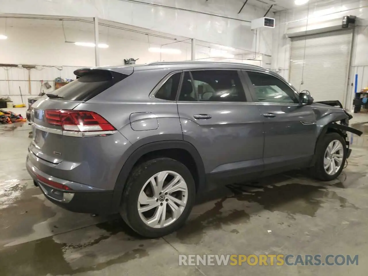3 Photograph of a damaged car 1V2BE2CA1MC220695 VOLKSWAGEN ATLAS 2021