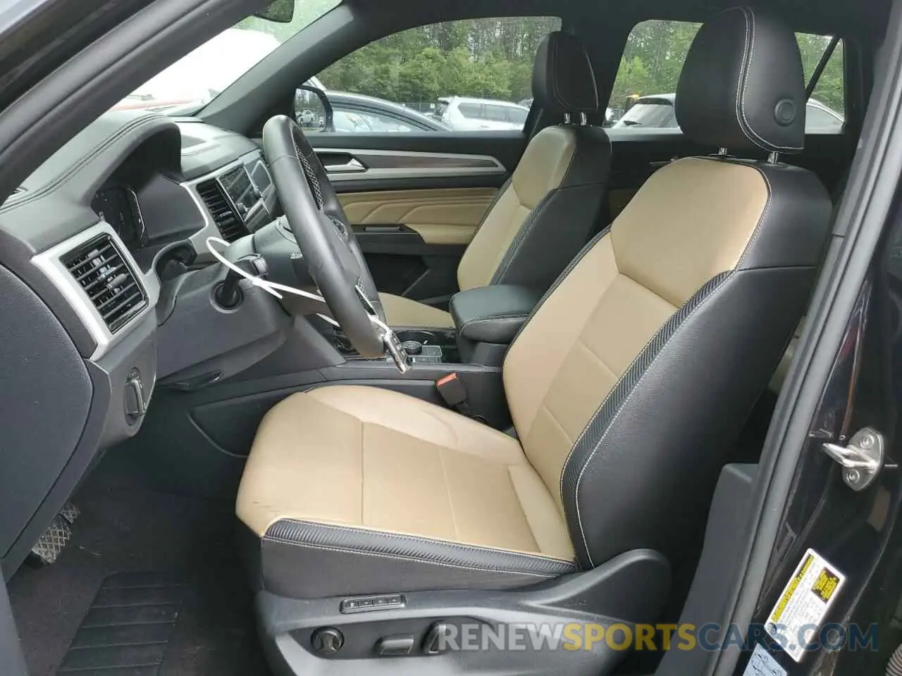 7 Photograph of a damaged car 1V2BE2CA7MC213069 VOLKSWAGEN ATLAS 2021