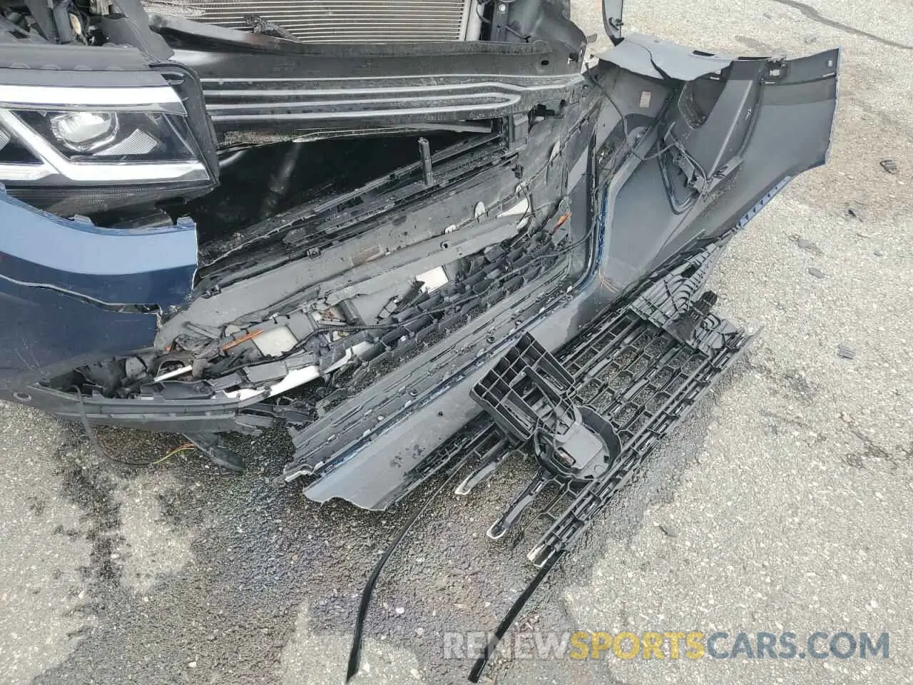 13 Photograph of a damaged car 1V2BP2CAXMC566223 VOLKSWAGEN ATLAS 2021