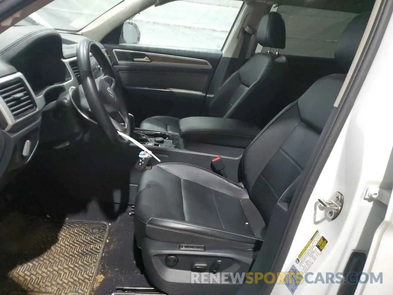 7 Photograph of a damaged car 1V2BR2CA0MC581890 VOLKSWAGEN ATLAS 2021