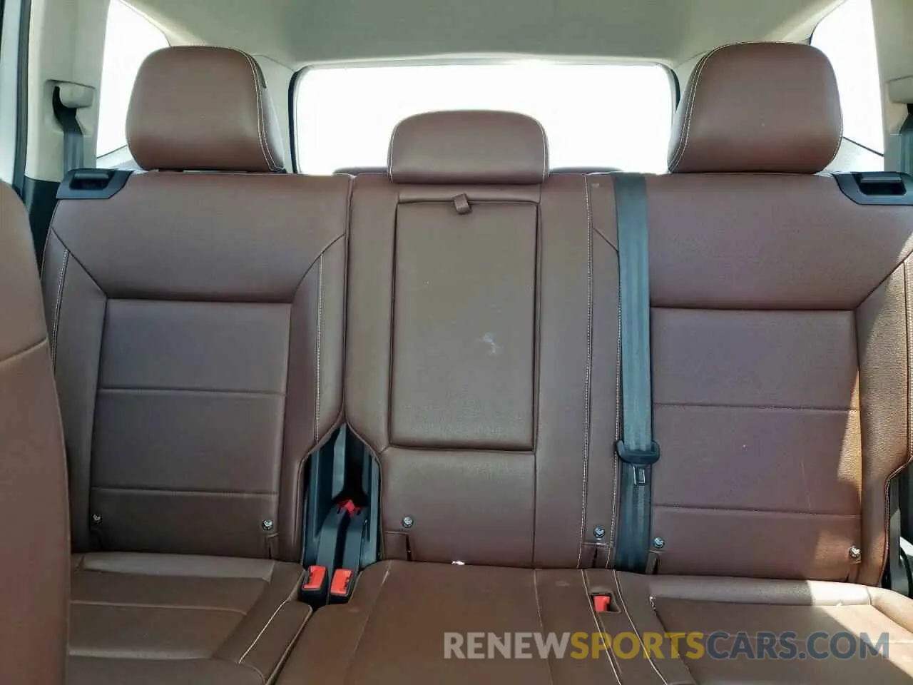 10 Photograph of a damaged car 1V2BR2CA1MC594888 VOLKSWAGEN ATLAS 2021