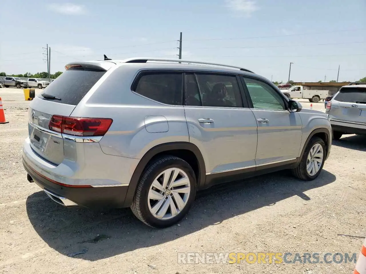 3 Photograph of a damaged car 1V2BR2CA1MC594888 VOLKSWAGEN ATLAS 2021