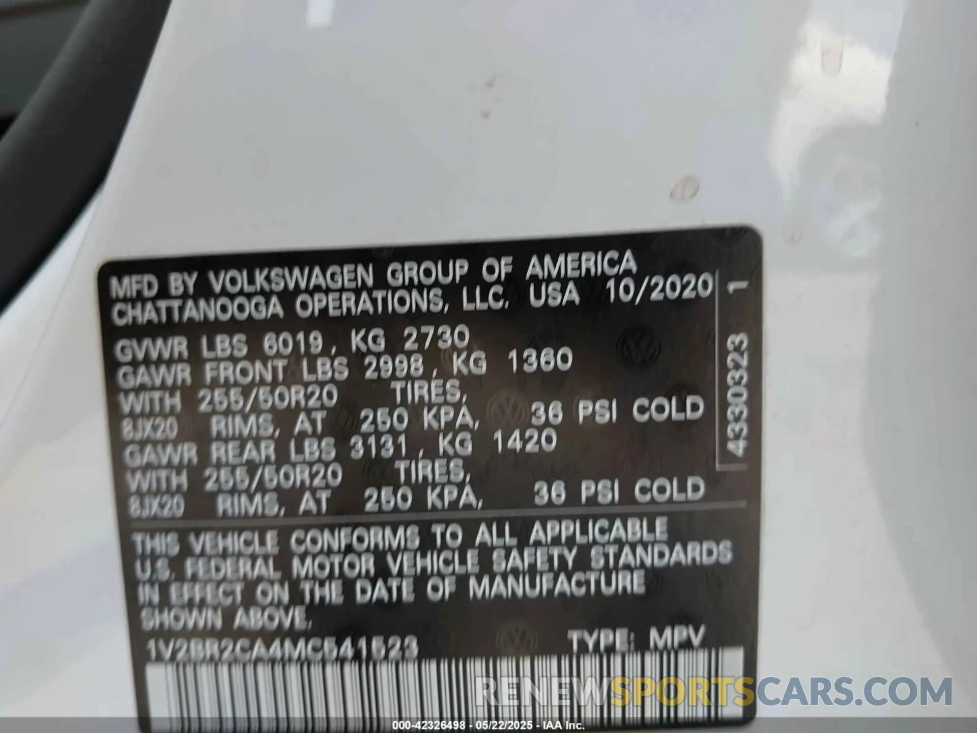 9 Photograph of a damaged car 1V2BR2CA4MC541523 VOLKSWAGEN ATLAS 2021