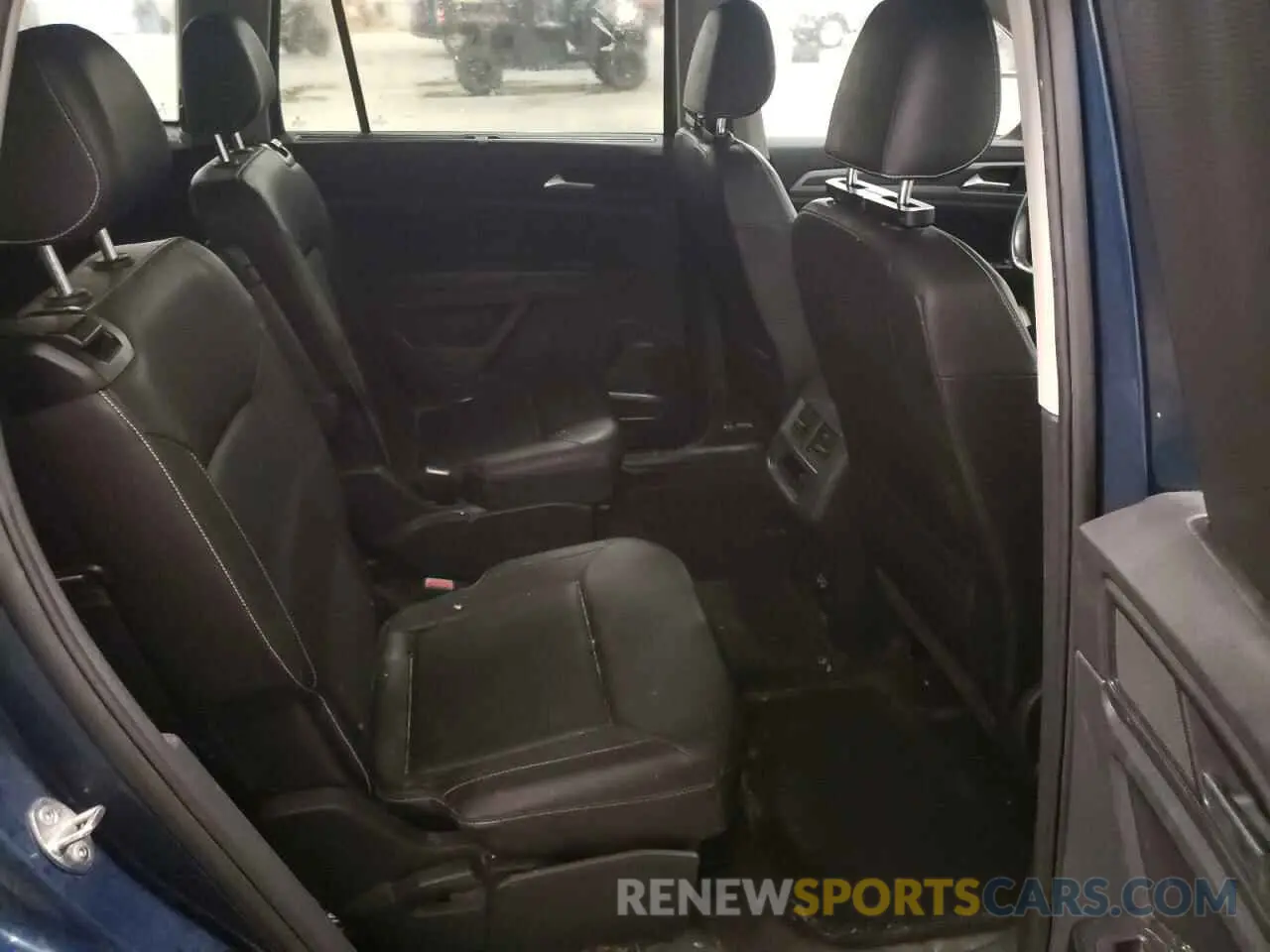 11 Photograph of a damaged car 1V2BR2CA6MC520253 VOLKSWAGEN ATLAS 2021