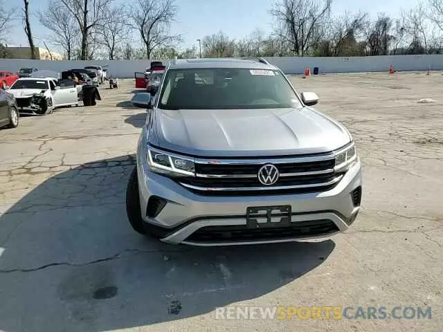 12 Photograph of a damaged car 1V2BR2CA8MC501462 VOLKSWAGEN ATLAS 2021