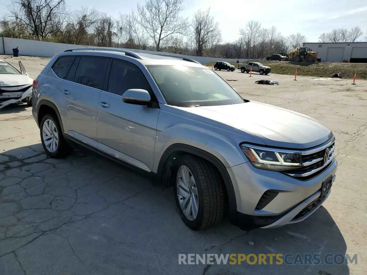 4 Photograph of a damaged car 1V2BR2CA8MC501462 VOLKSWAGEN ATLAS 2021