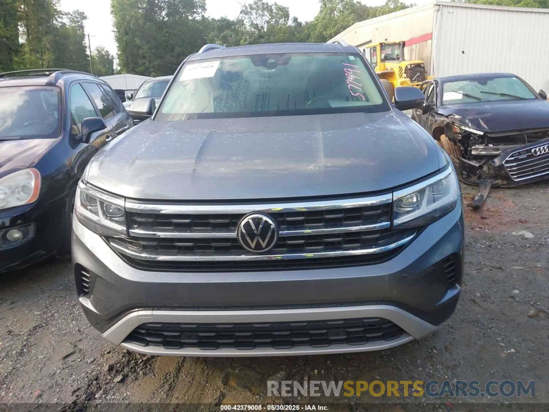 12 Photograph of a damaged car 1V2BR2CA8MC577991 VOLKSWAGEN ATLAS 2021