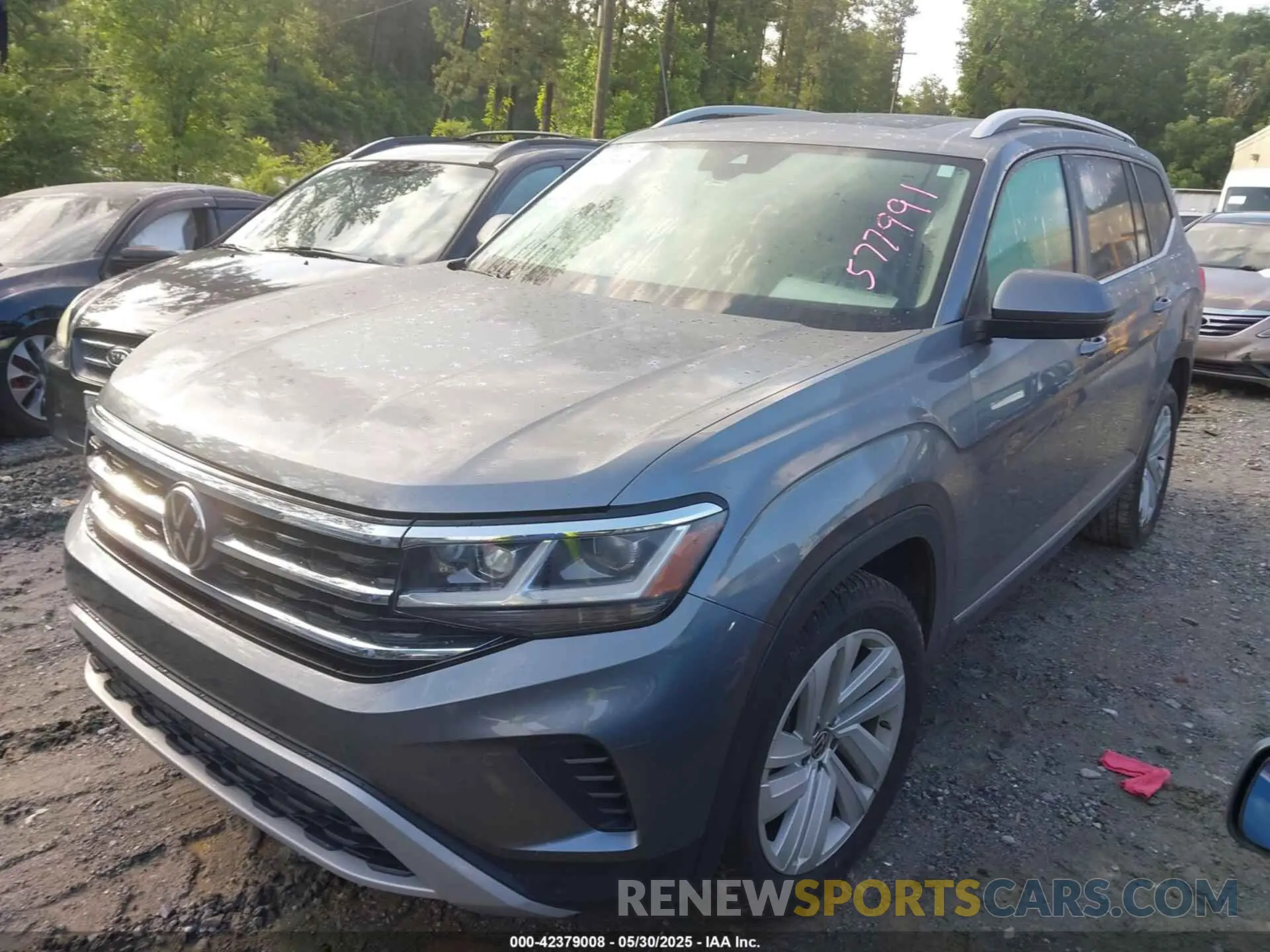 2 Photograph of a damaged car 1V2BR2CA8MC577991 VOLKSWAGEN ATLAS 2021