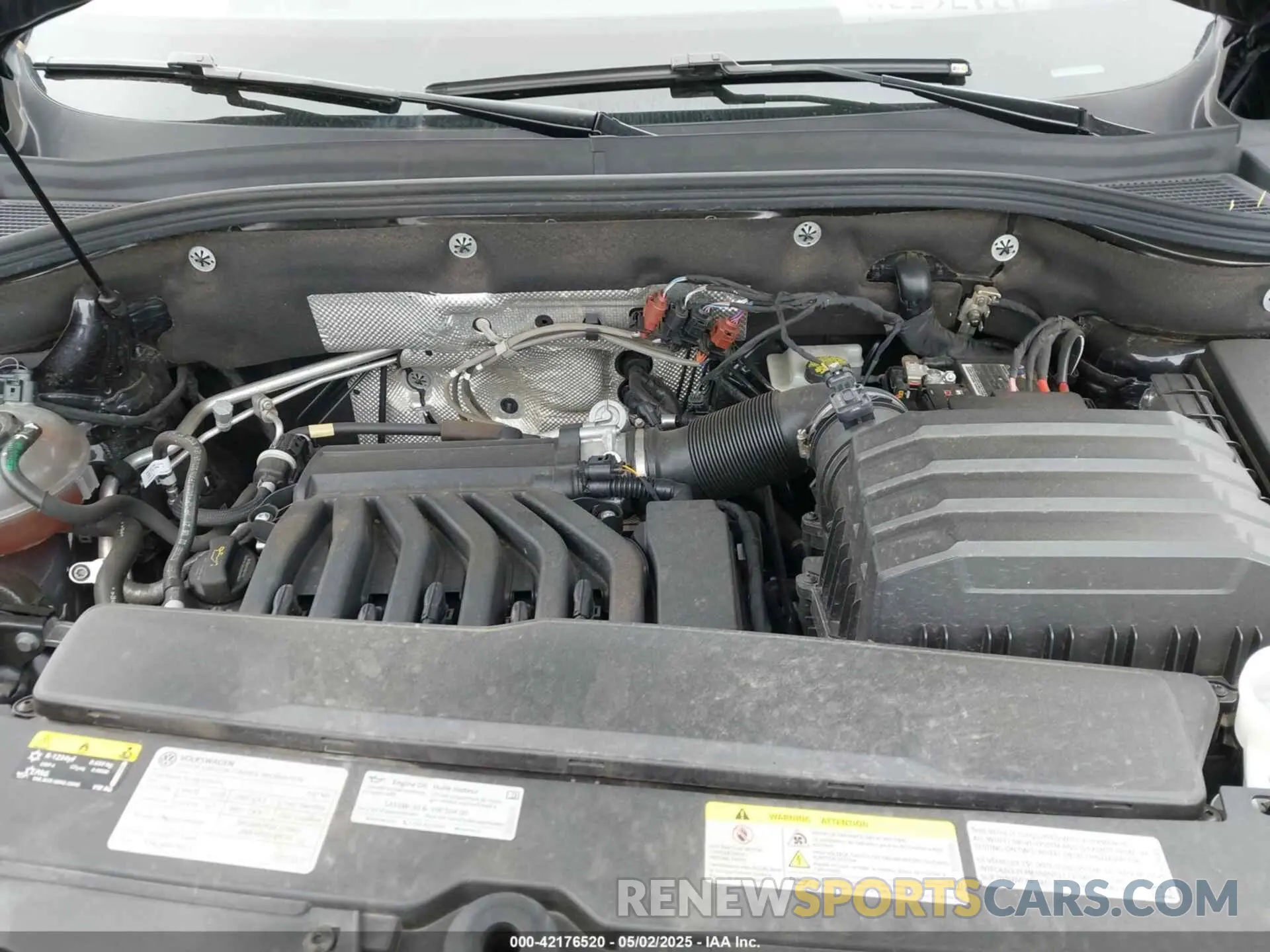 10 Photograph of a damaged car 1V2BR2CA9MC576221 VOLKSWAGEN ATLAS 2021