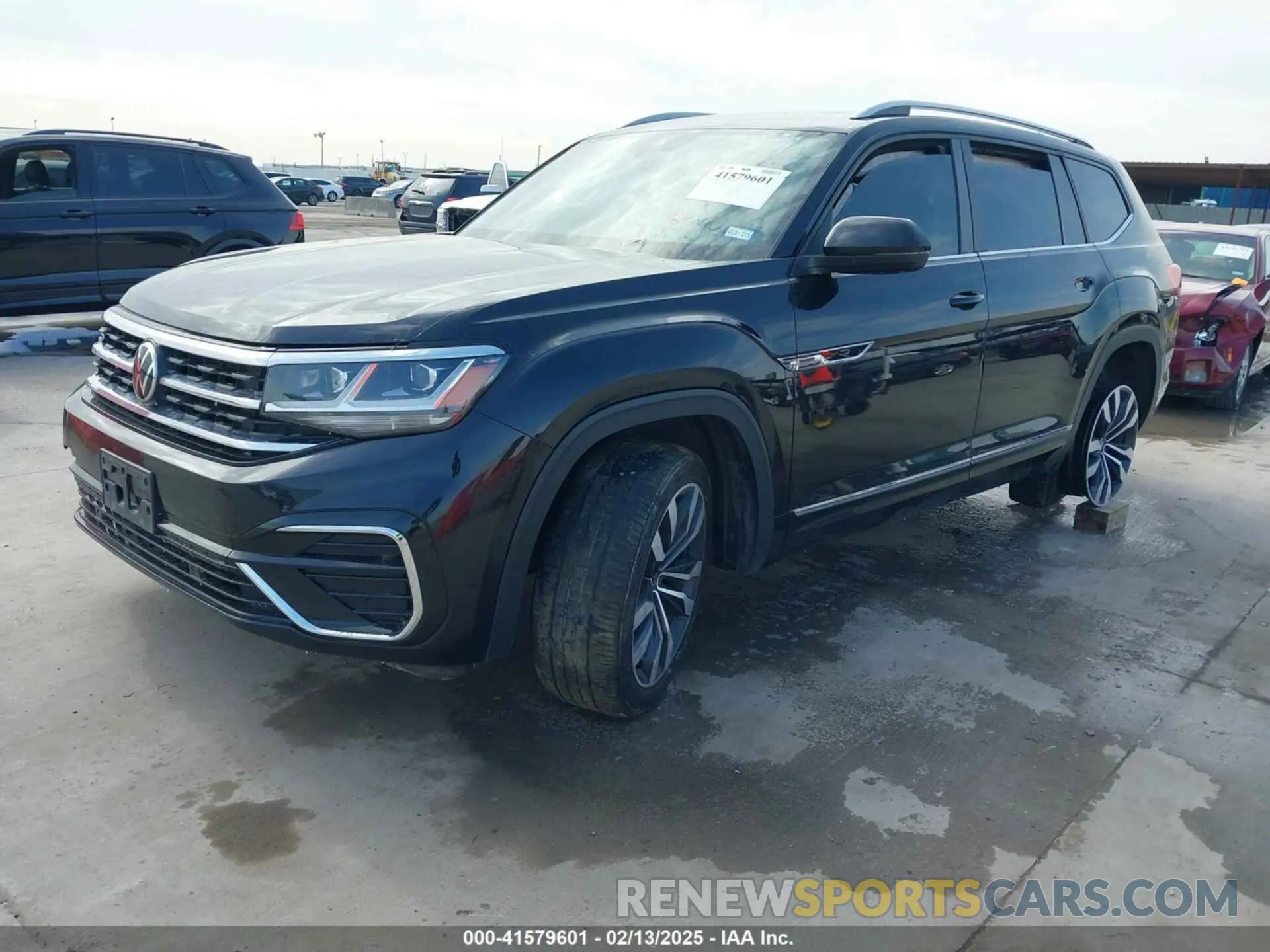 2 Photograph of a damaged car 1V2CR2CA7MC599811 VOLKSWAGEN ATLAS 2021