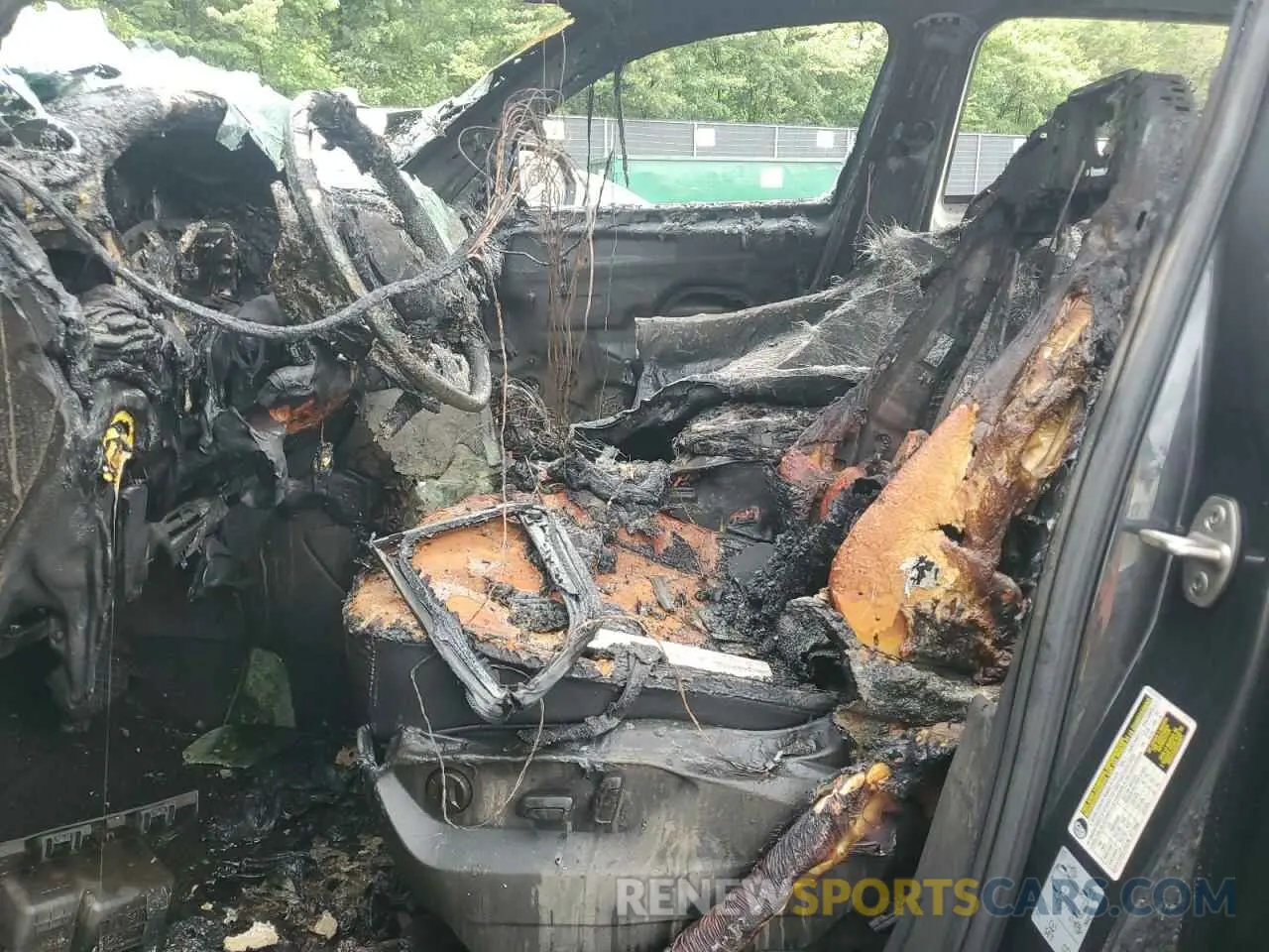 7 Photograph of a damaged car 1V2DC2CA1MC219139 VOLKSWAGEN ATLAS 2021