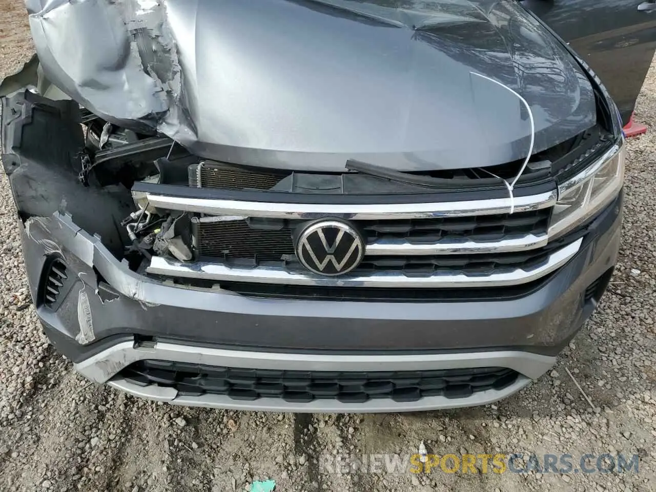 12 Photograph of a damaged car 1V2DC2CA3MC210703 VOLKSWAGEN ATLAS 2021