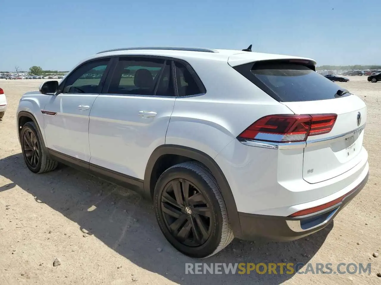 2 Photograph of a damaged car 1V2DC2CA4MC231012 VOLKSWAGEN ATLAS 2021