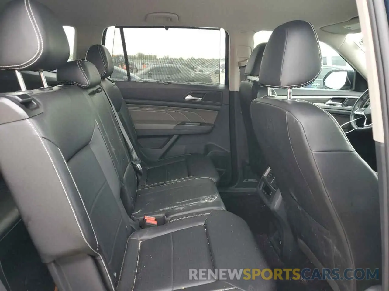 11 Photograph of a damaged car 1V2DP2CA2MC610241 VOLKSWAGEN ATLAS 2021