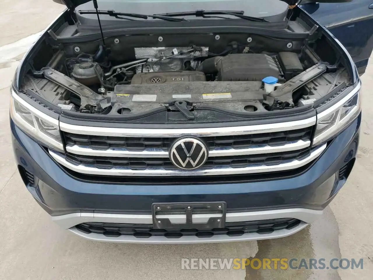 12 Photograph of a damaged car 1V2DP2CA2MC610241 VOLKSWAGEN ATLAS 2021