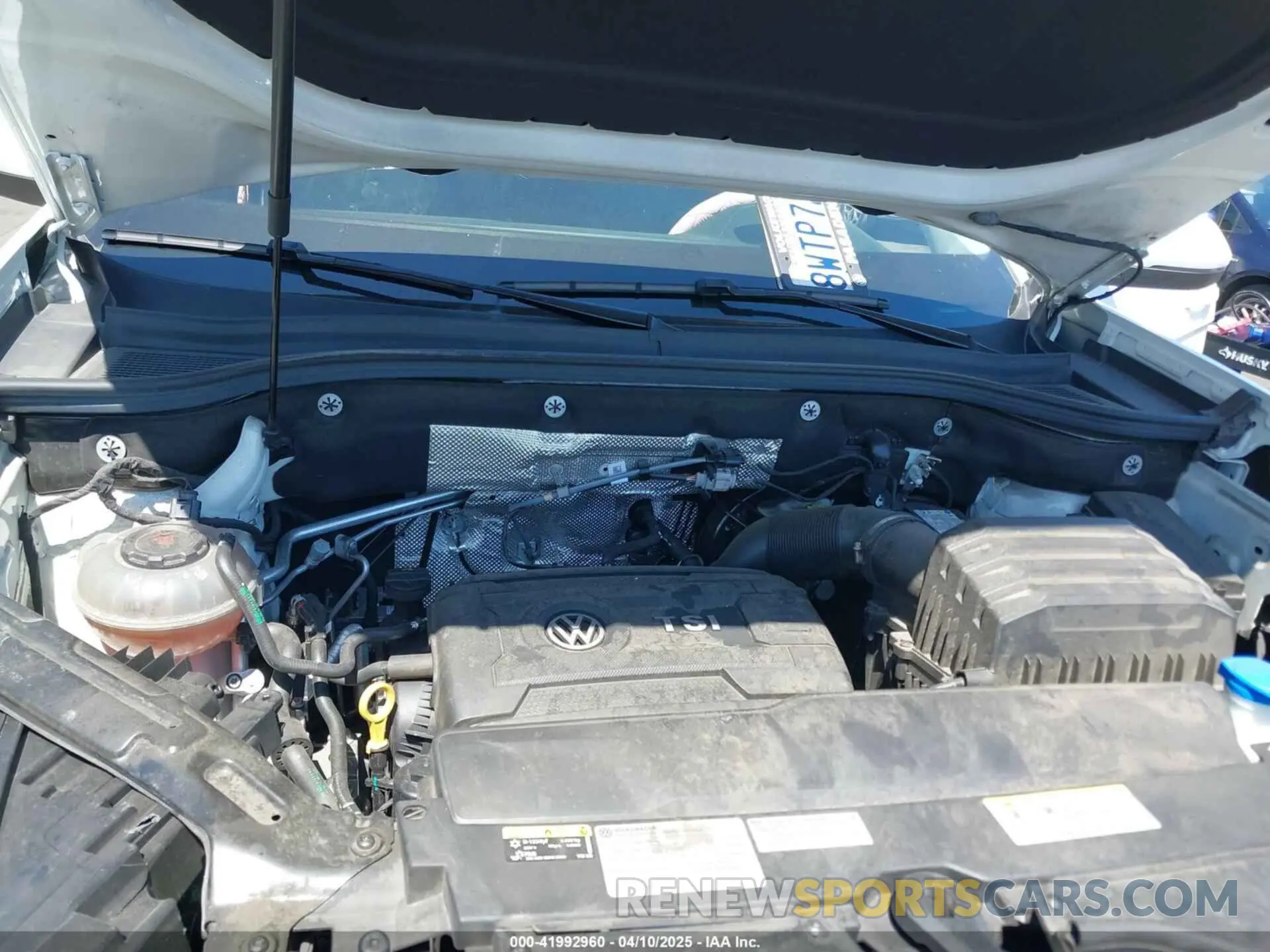 10 Photograph of a damaged car 1V2DP2CA5MC591104 VOLKSWAGEN ATLAS 2021