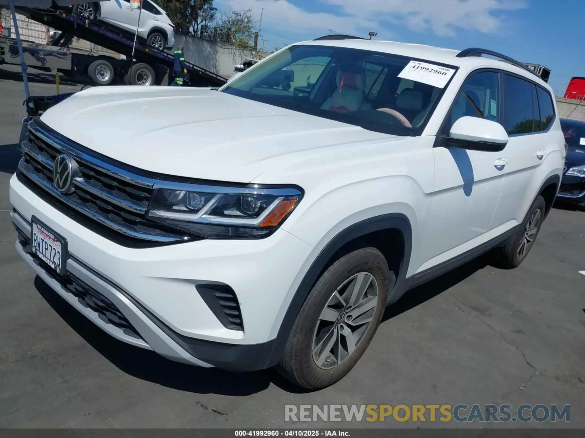 2 Photograph of a damaged car 1V2DP2CA5MC591104 VOLKSWAGEN ATLAS 2021